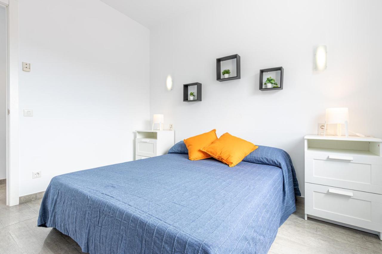 Goldhome - New House With Private Heated Pool, Parking, Wifi, Games Room Empuriabrava Exterior photo